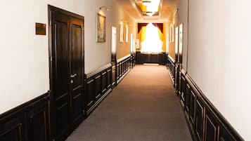 Standard Double Room | Interior entrance