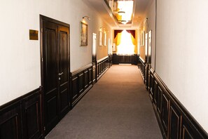 Standard Double Room | Interior entrance