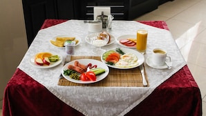 Sudah termasuk sarapan ala kontinental