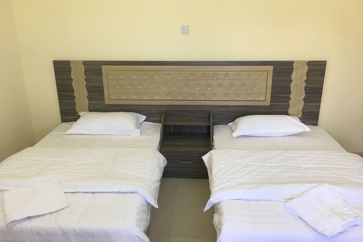 Twin Room | Blackout curtains, iron/ironing board, free WiFi