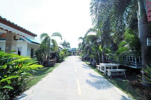 Property grounds - Moddang Resort (Sam Roi Yot)