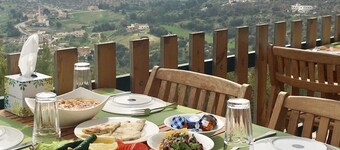 Mountain Breeze Resort