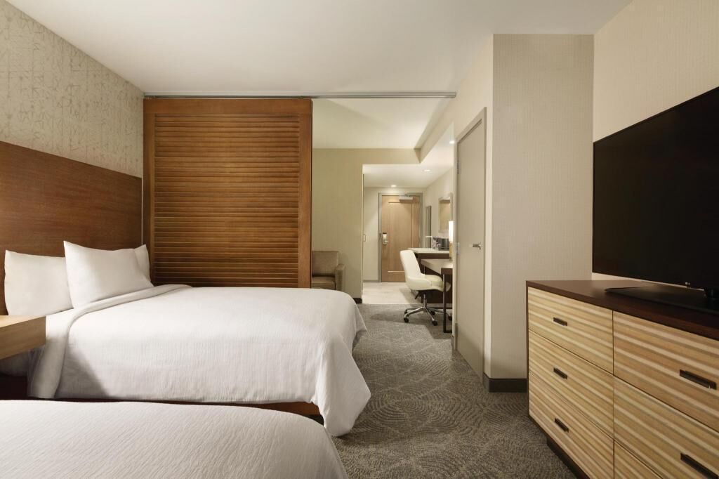 1 bedroom, in-room safe, individually decorated, individually furnished