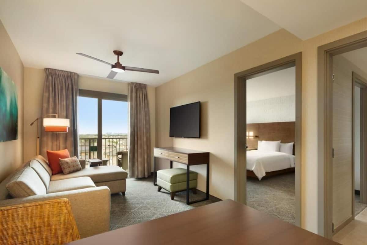 1 bedroom, in-room safe, individually decorated, individually furnished