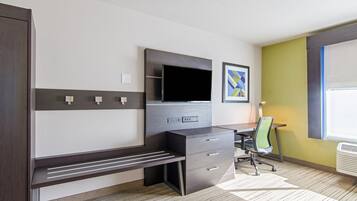 In-room safe, iron/ironing board, free WiFi