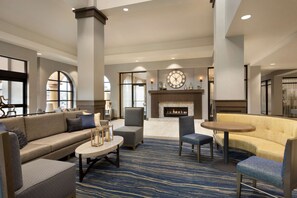 Lobby - Hilton Garden Inn Lompoc (Lompoc)