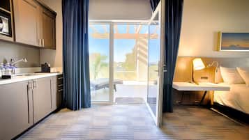 1 Bedroom, Accessible, Balcony (w/ bathtub) | Udsigt fra balkon