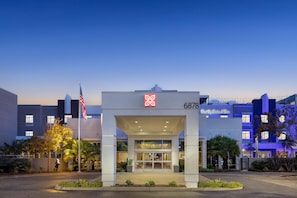 Exterior - Hilton Garden Inn Santa Barbara / Goleta (Goleta)