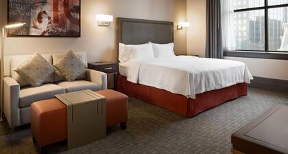 Homewood Suites By Hilton Milwaukee Downtown