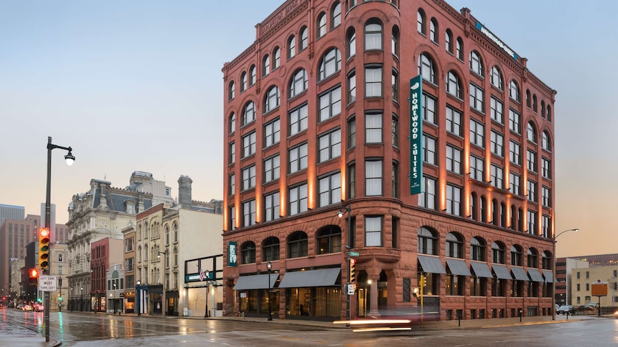 Homewood Suites By Hilton Milwaukee Downtown
