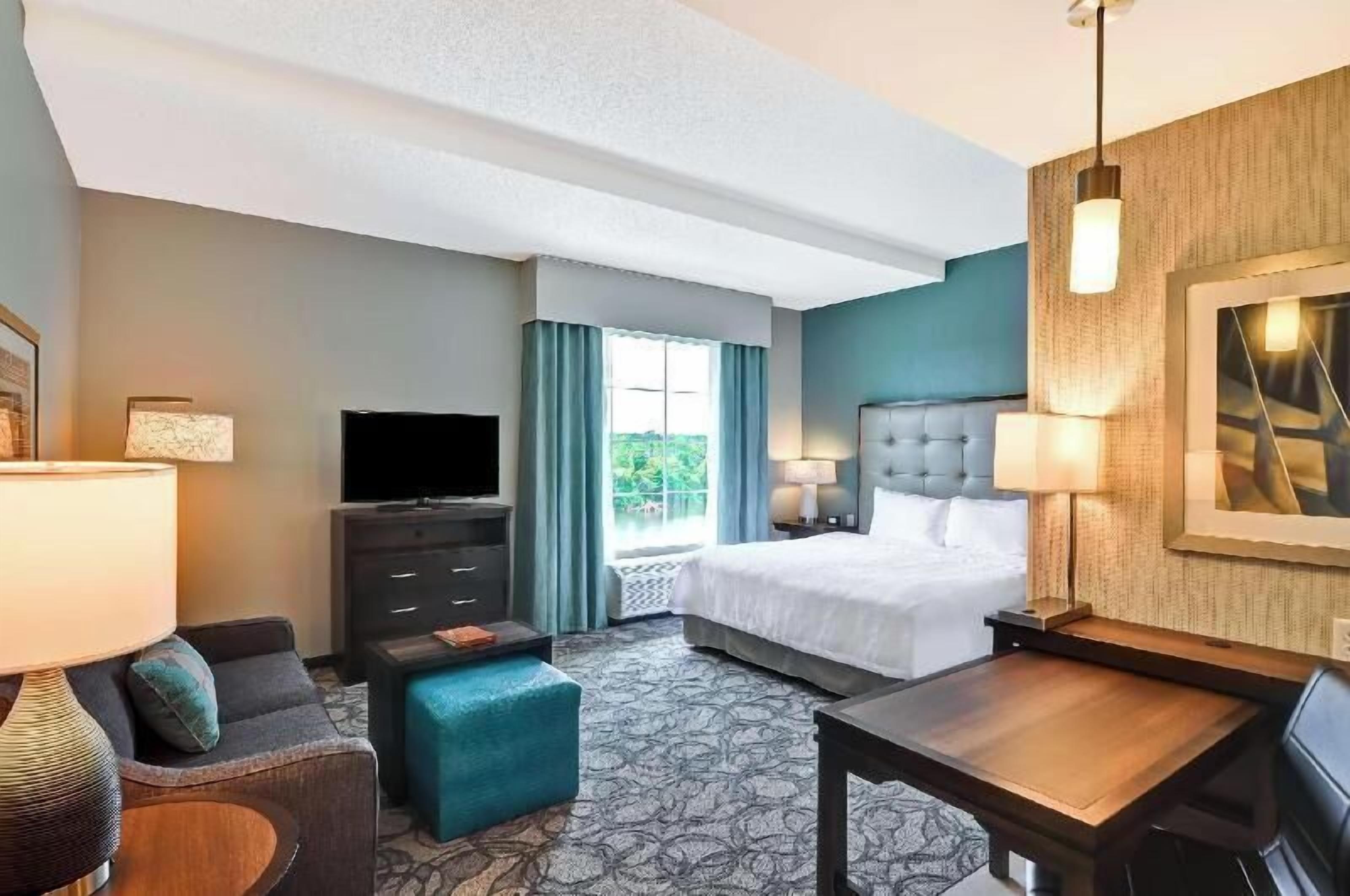 Desk, laptop workspace, blackout drapes, free WiFi