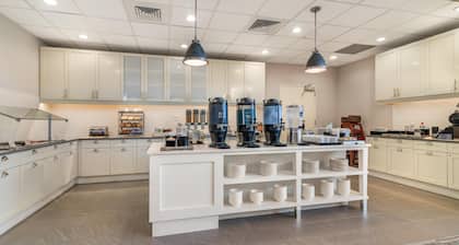 Homewood Suites By Hilton Schenectady