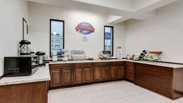 Free daily buffet breakfast