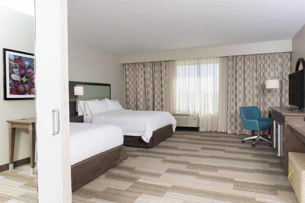 In-room safe, desk, iron/ironing board, free WiFi