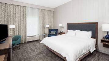 Tallelokero huoneessa, yksilöllisesti sisustettu