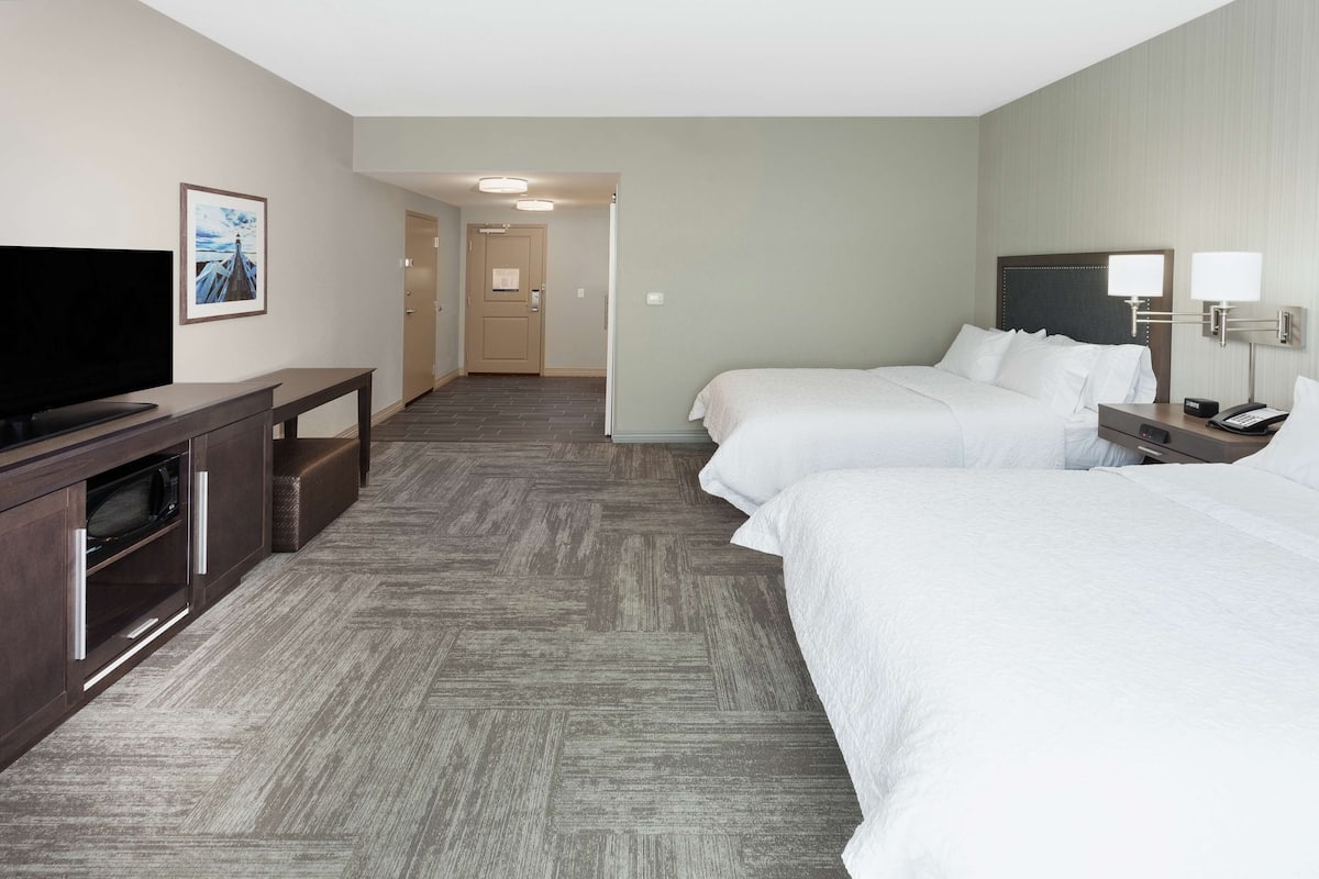 Room, 2 Queen Beds, Accessible, Non Smoking (Bathtub) | In-room safe, individually decorated, individually furnished