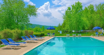 The Ponds at Foxhollow