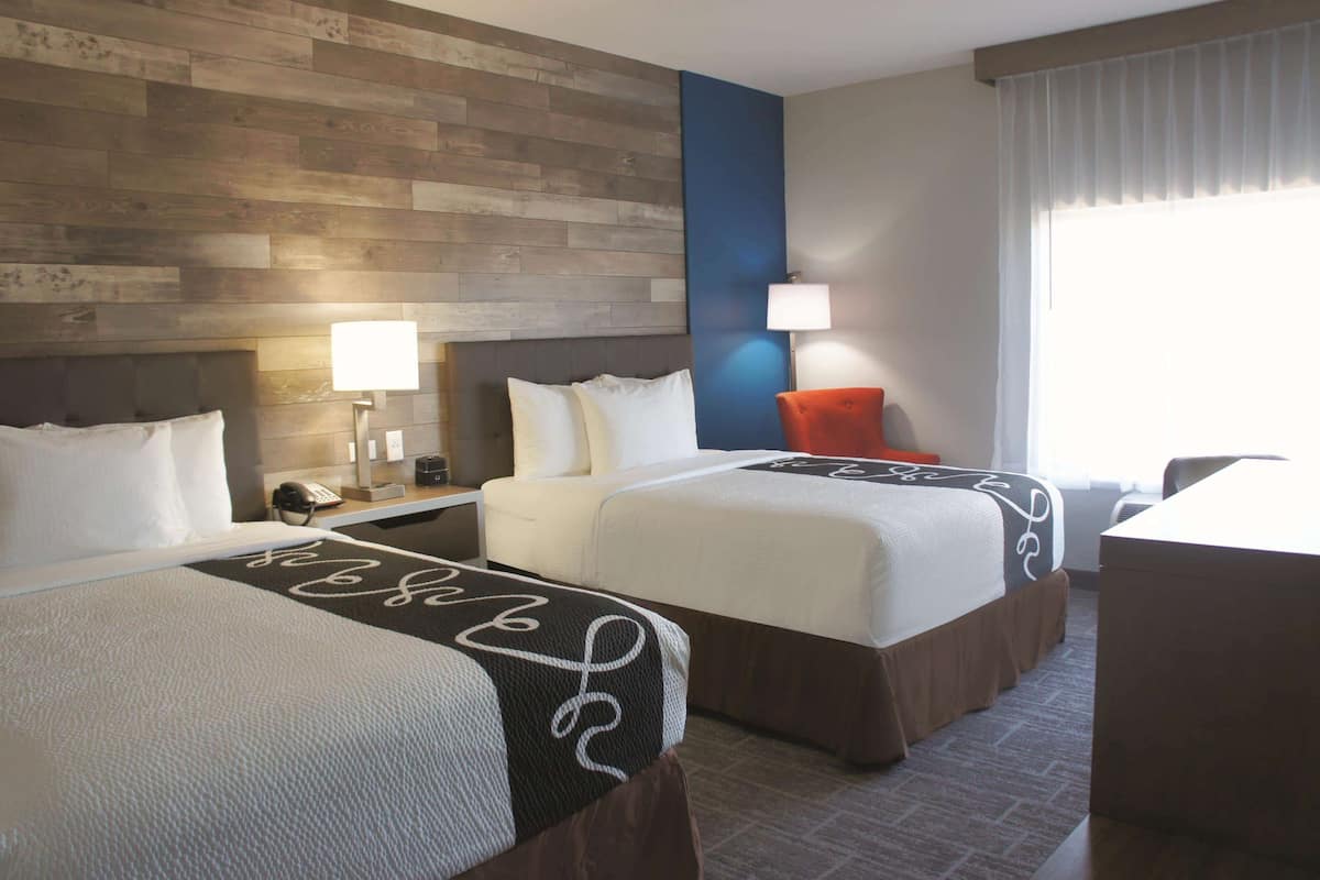 Premium bedding, down comforters, pillowtop beds, desk