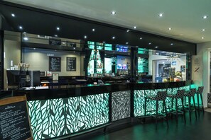 Bar (in der Unterkunft)