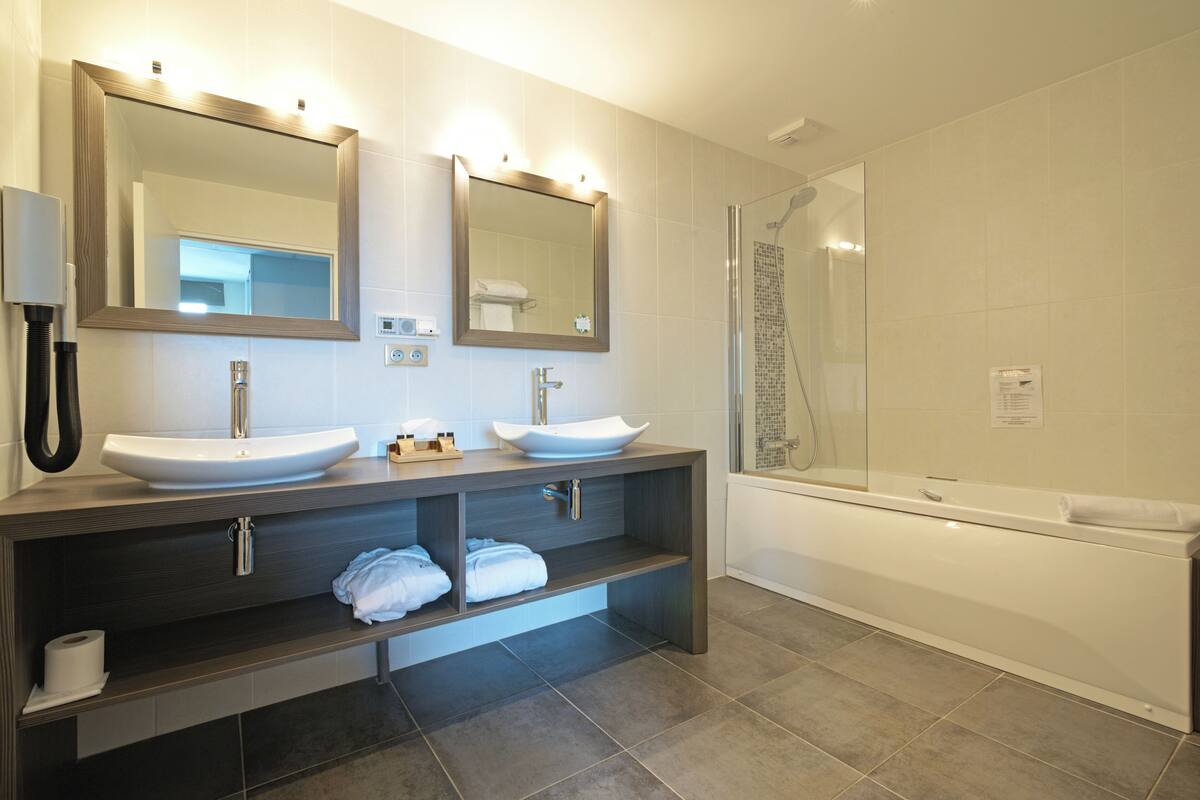 free toiletries, hair dryer, towels