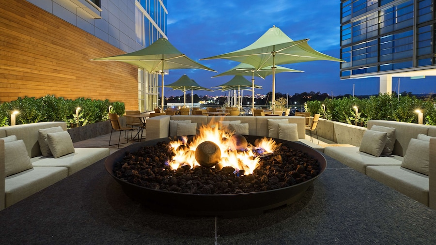 Canopy by Hilton Washington DC The Wharf