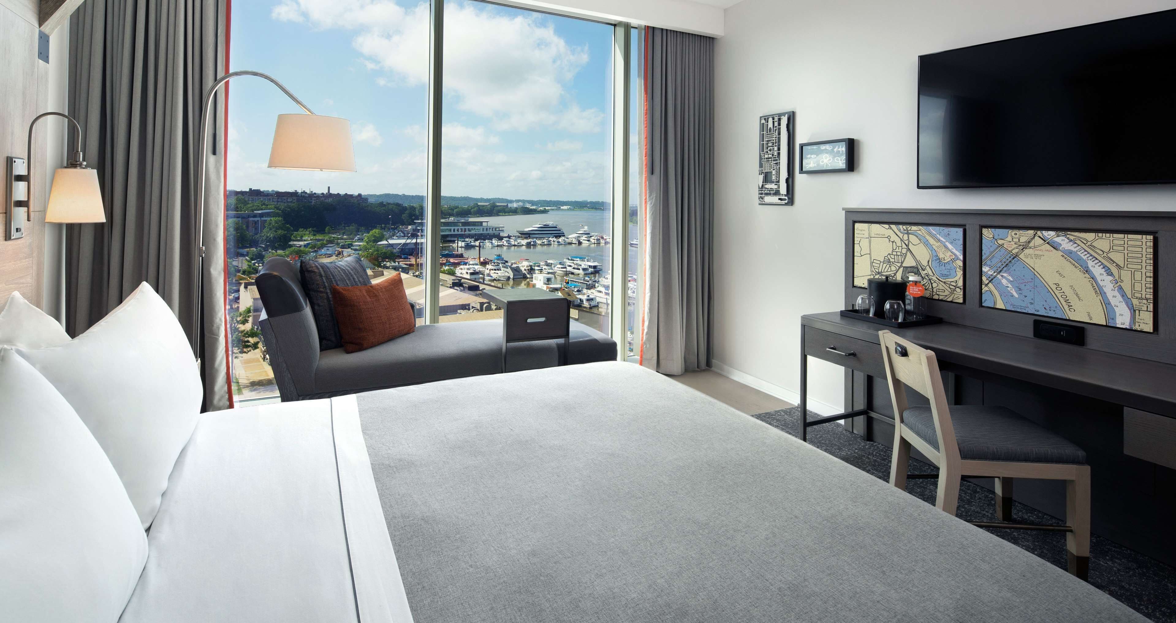 premium bedding, in-room safe, desk, laptop workspace