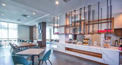 TownePlace Suites by Marriott Miami Airport