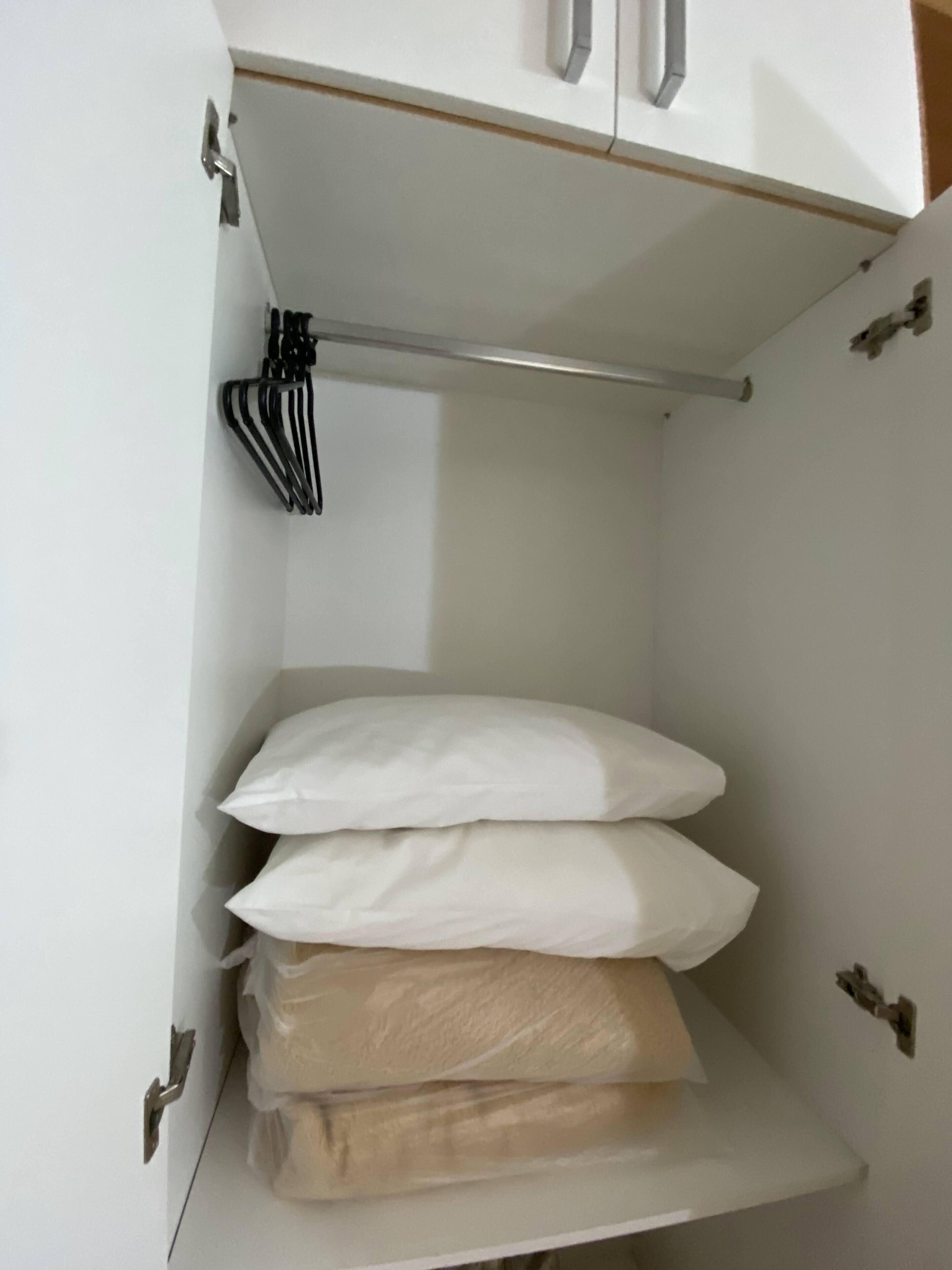 deluxe double room | minibar, in-room safe, blackout curtains, soundproofing