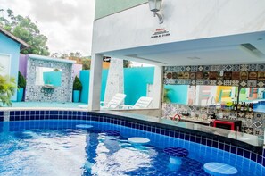 Poolbar