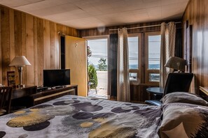 Familiekamer, 2 tweepersoonsbedden | Individueel gedecoreerd, een bureau, verduisterende gordijnen