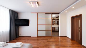 Comfort Apartment | 1 bedroom, in-room safe, soundproofing, iron/ironing board