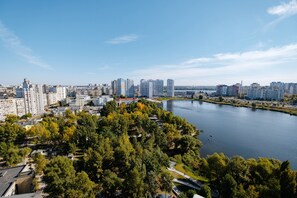 Comfort Apartment - CityApartments Kyiv Poznyaki (Kyiv)