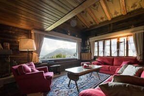 غرفة المعيشة