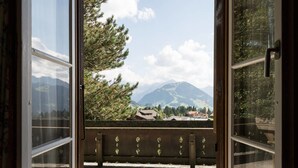 Chalet, 5 Schlafzimmer, Balkon, Bergblick | Ausblick vom Zimmer