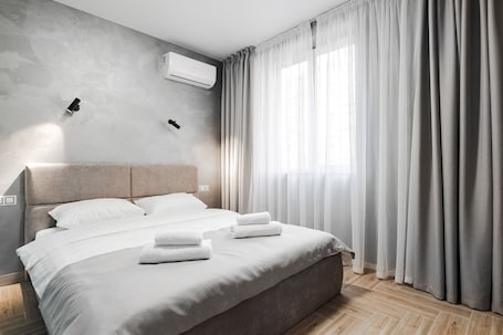 Superior Apartment. CityApartments Akademmistechko