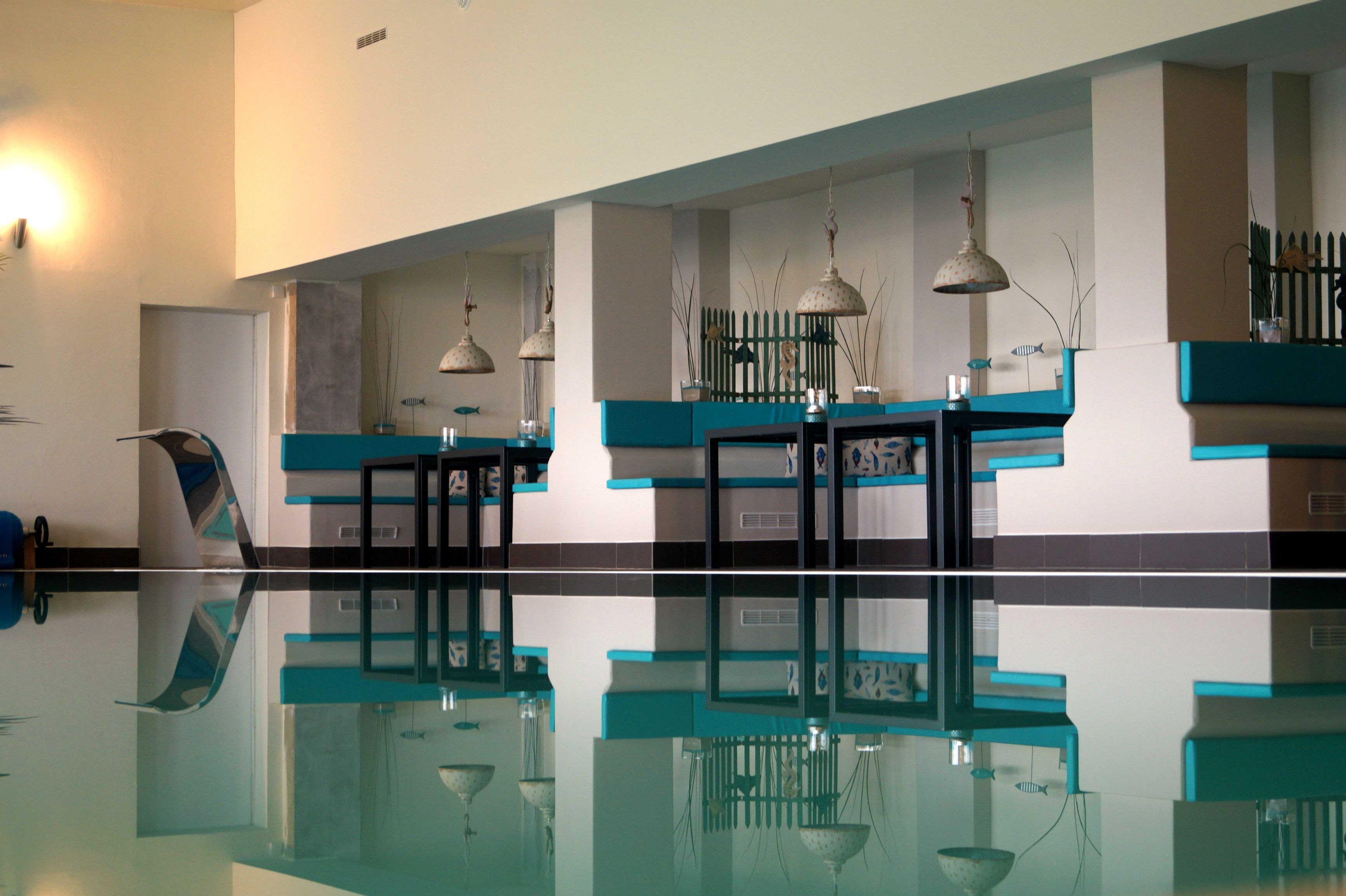 Hồ bơi trong nhà 