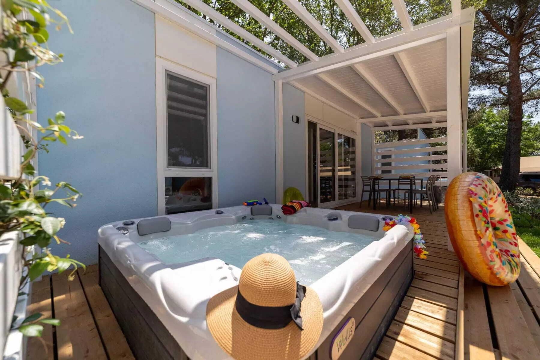 Mobile Unterkunft, 2 Schlafzimmer (Air Conditioning) | Terrasse/Patio