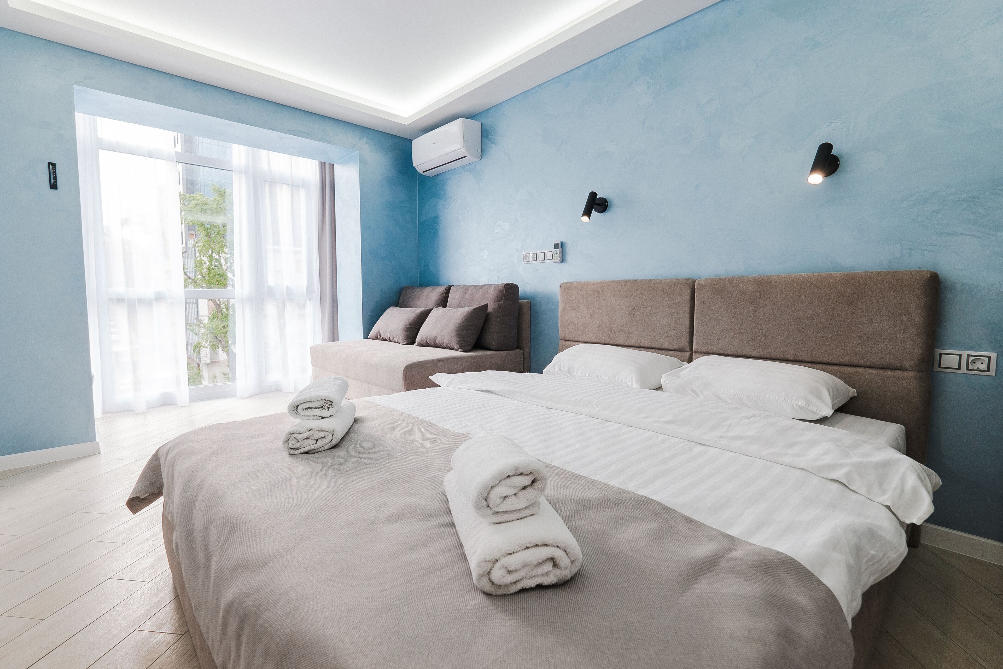 高级开间 (Velyka Vasylkivska St, 85-87) | 高档床上用品、隔音、熨斗/熨衣板、旅行婴儿床