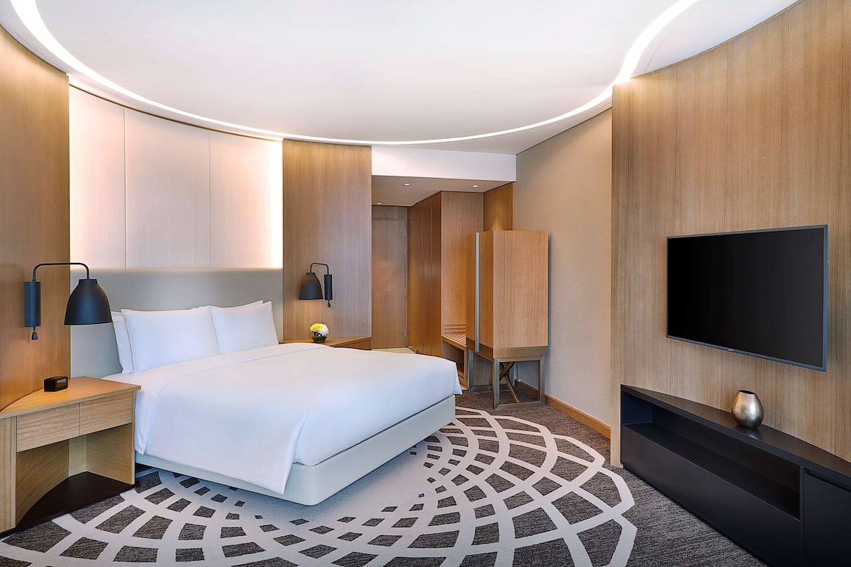 1 sovrum, allergitestade sängkläder, duntäcken och minibar