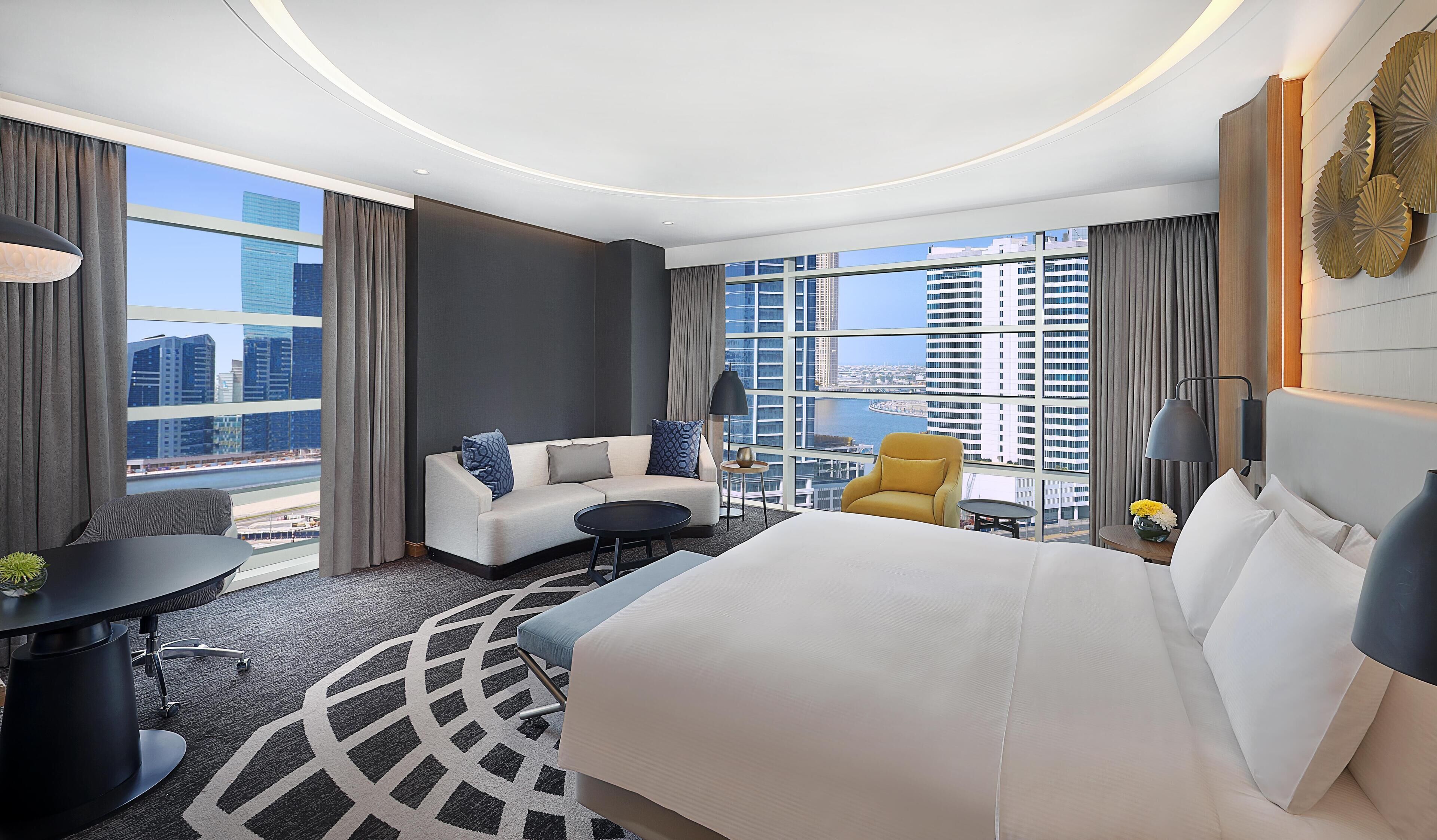 디럭스 싱글룸, 킹사이즈침대 1개 | 저자극성 침구, 오리/거위털 이불, 미니바, 객실 내 금고