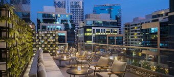 DoubleTree by Hilton Dubai - Business Bay