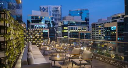 DoubleTree by Hilton Dubai - Business Bay