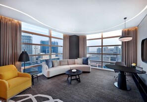 Hypo-allergenic bedding, down duvets, minibar, in-room safe