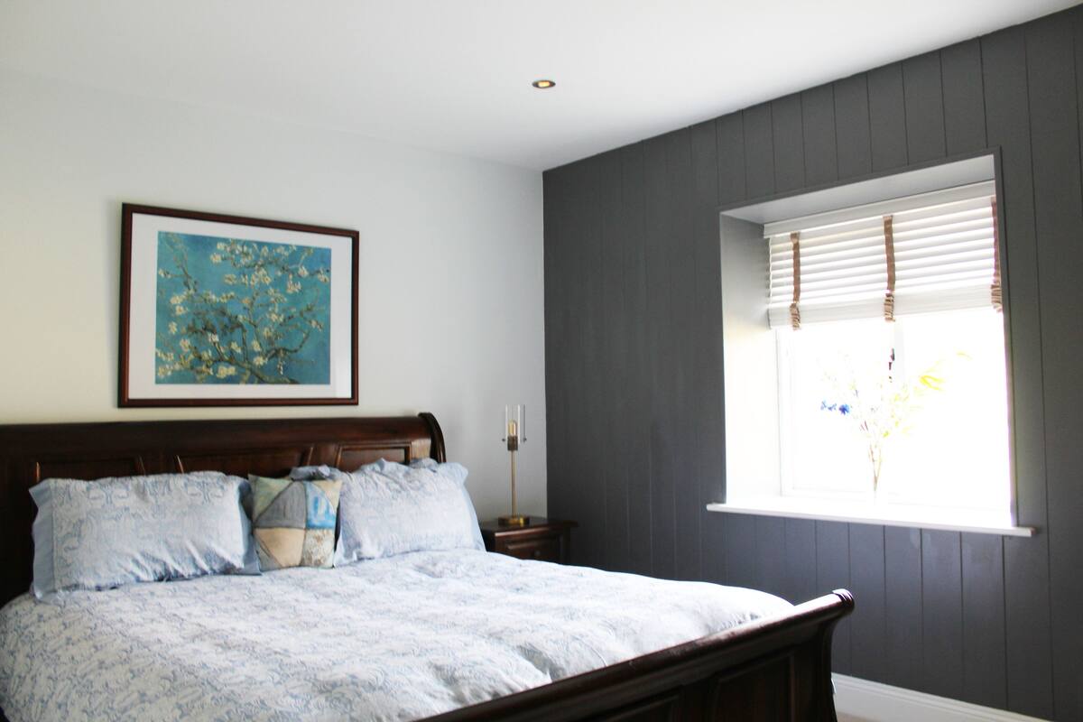Superior Room, 1 Katil Raja (King), Garden View | Peralatan tempat tidur premium, dihias secara berasingan