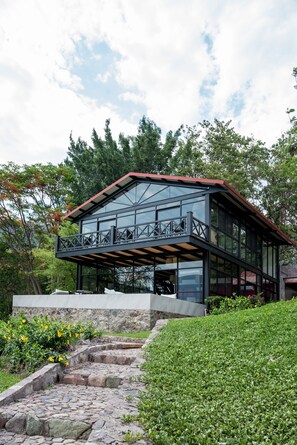 Frühstück, Mittagessen, Abendessen, regionale Küche 