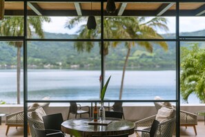 Frühstück, Mittagessen, Abendessen, regionale Küche 