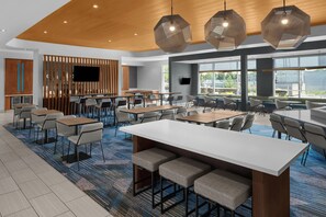 Desayuno buffet incluido todos los días