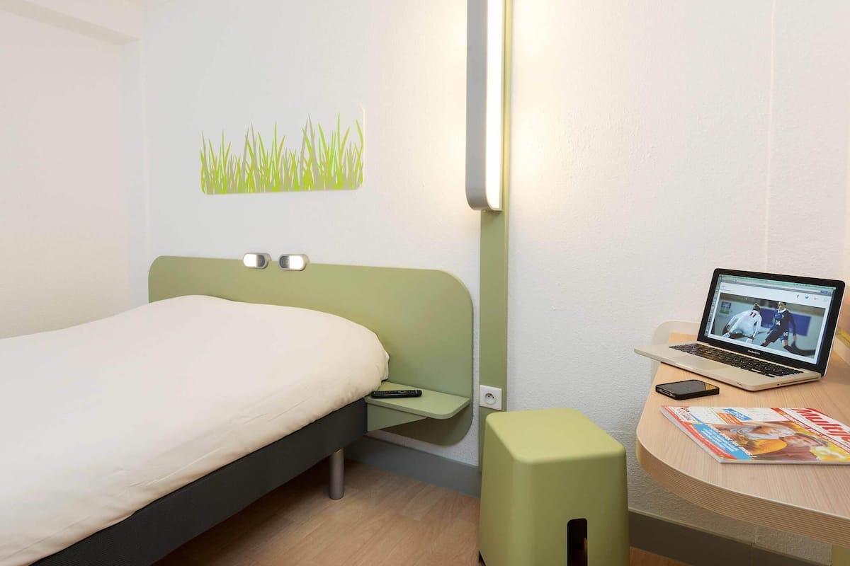 Double Room | Desk, soundproofing, free cribs/infant beds, free WiFi