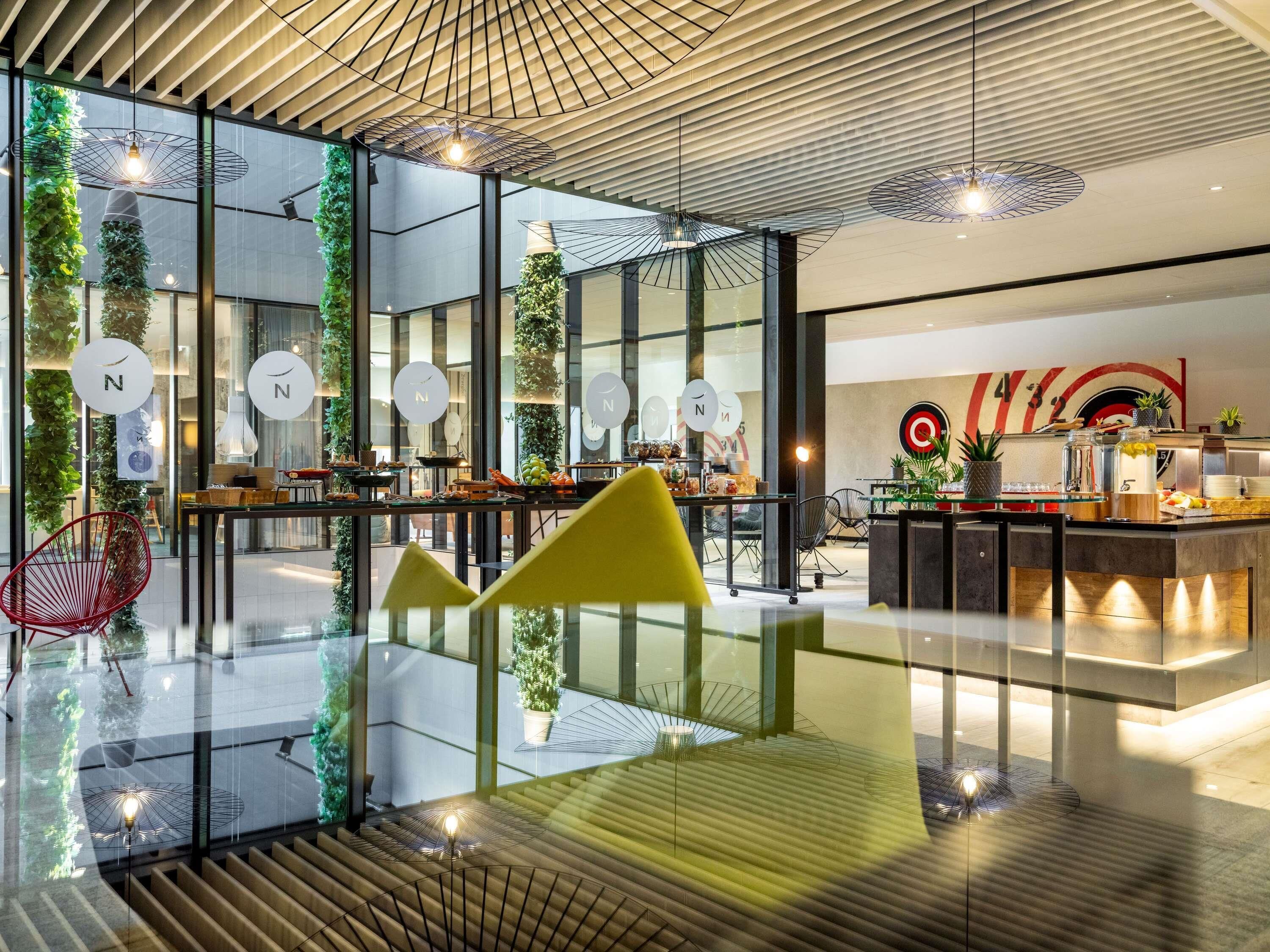 Meeting facility