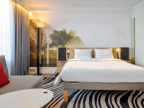 Quarto standard, 1 cama de casal | Roupas de cama antialérgicas, cofres nos quartos, cortinas blackout